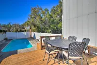 1/2 Mi to Riverwalk! Historic Dtwn Southport Condo - ビーチサイド