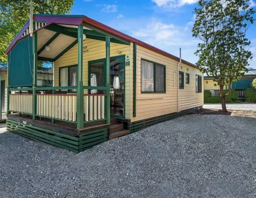 Albury Holiday Park Hotels in Lavington