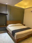 HOTEL CAMELINAS EXPRESS Hotels near Nexpa Beach
