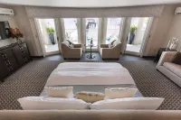 Fathoms Hotel & Marina Hotels in Manhasset