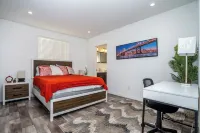 Sprawling Downtown Redlands Retreat Central to all Schools, Hospitals & Events