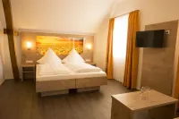 Gasthaus Schwarzer Adler Hotels in Dombuhl