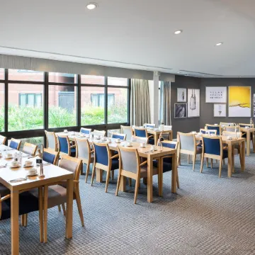 Warwick Conferences - Radcliffe