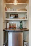 Historic 1880 1-Bedroom Downtown Apartment - 3 stjerner