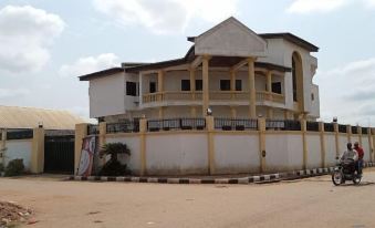 Whyte House Hotels