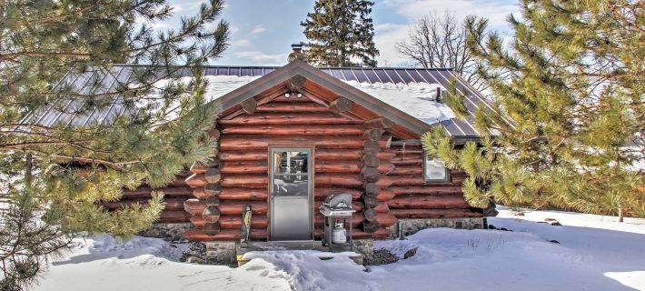 Wonderful Home on Sand Lake w/ Expansive Porch! Hotele w: Itasca County