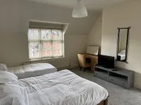 The Talbot and Apartment Hotels in Shaftesbury
