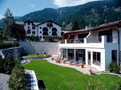 Wellnesshotel Liun Hôtels à : Tschierv