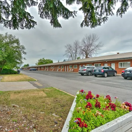 Motel R-100