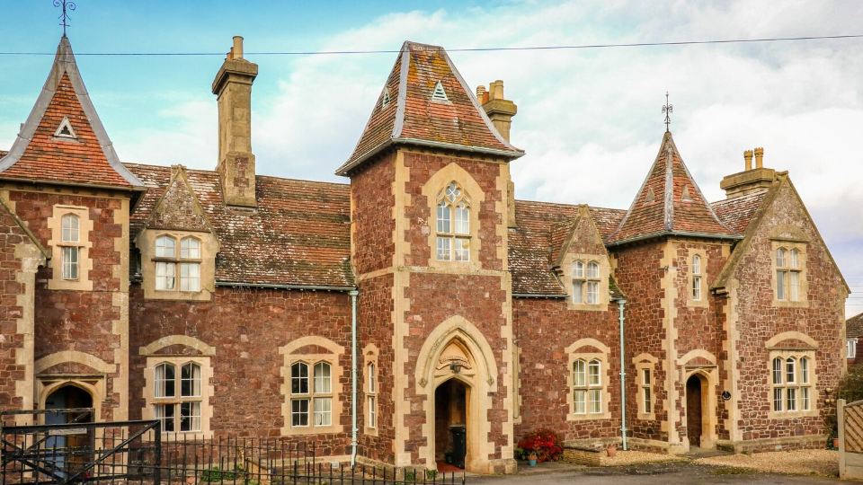 3 Old Police Station