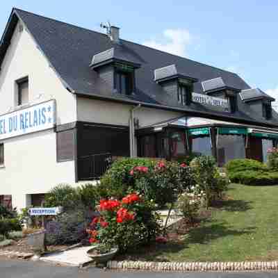 Contact-Hôtel du Relais Hotel Exterior