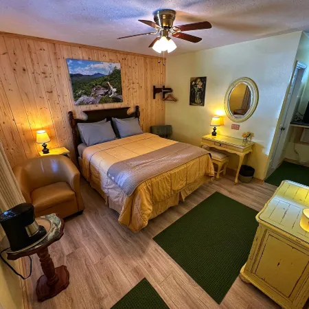 Alpine Village Inn