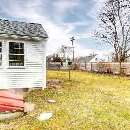 2 Mi to Beach Walkable Coastal Gem in Hyannis!