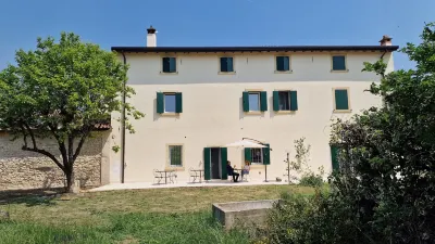 Casa Ossan فنادق في نيغرار