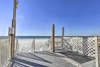 High-Rise Destin Condo w/ Balcony + Pool View - Condos
