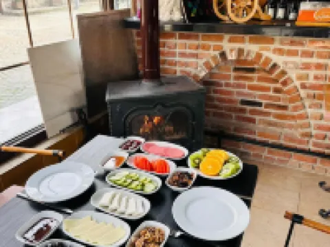 Rebetika Hotel & Bistro Hotels in Selçuk