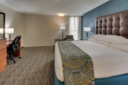 Pear Tree Inn St. Louis Airport Отели в г. Мидленд Тауншип