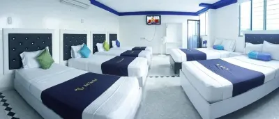 Hotel Luna Azul Hoteles cerca de Glorieta Del Terminal Florencia
