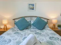 Crows Nest - Rhosneigr