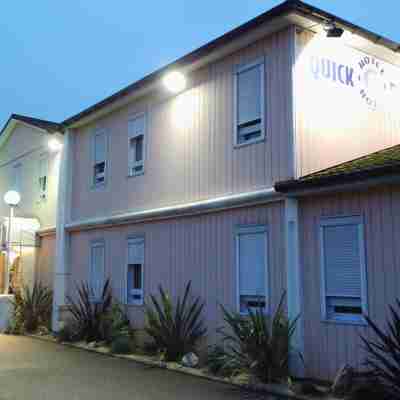 Quick Palace Lyon Saint-Priest Hotel Exterior