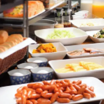 โรงแรมเซเรโซ