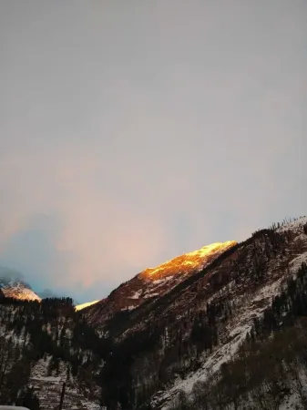 Tosh Regency Отели в г. Tosh