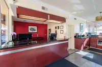 Studio City Court Yard Hotel فنادق في شيرمان أوكس