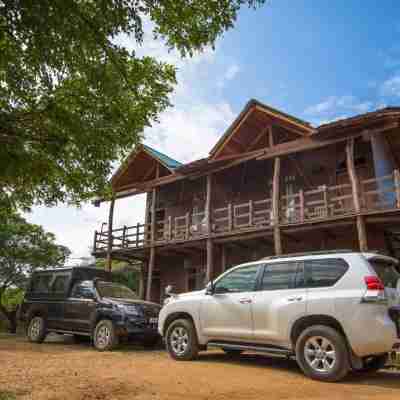 Yala Caravan Village Hotel Exterior
