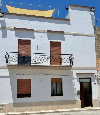 "L'Oasi di Favignana" Room and Charme Отели в г. Фавиньяна