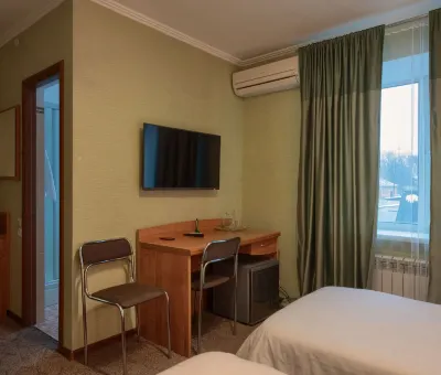 Dva Kryila Hotel