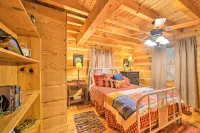 Quiet Cabin Retreat on 30 Acres Near Kentucky Lake - chambre d’hôtes