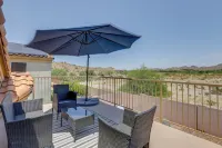Heated Pool & Lake Views: Goodyear Getaway - Balcony