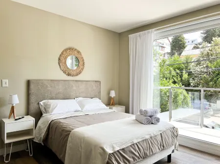 Guemes Apartments Отели рядом с достопримечательностью «Camping El Yeti»