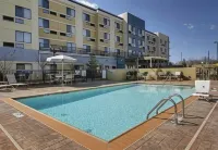 Courtyard Statesville Mooresville/Lake Norman Hotels in Statesville