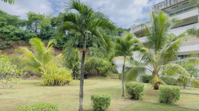 Tales of Pacific : F2 Central et Spacieux, Piscine, Salle de Sport et vue mer Hotels in 