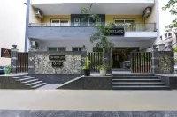 FabHotel The Prime Land - Huda City Centre Metro Các khách sạn ở 