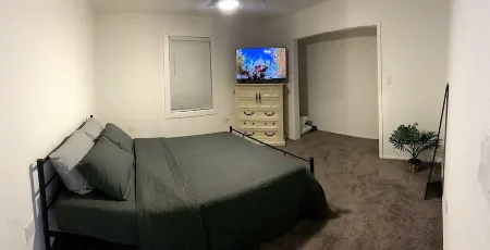 Restful Get -A - Away. 10 min from the beach!! Отели рядом с достопримечательностью «Ларго Спортс Комплекс»