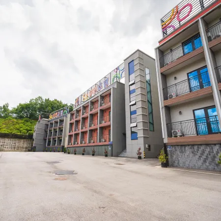 Jeongeup S2 Motel