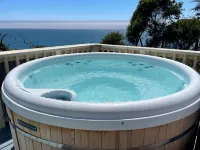Pelican Point -- Oceanfront Blufftop on 1 Acre, Hot Tub, Dog Friendly! Hotels in Gualala