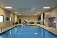 AmericInn by Wyndham Watertown - Perheystävällinen