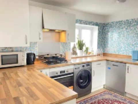 Impeccable 2 Bedroom House in Bicester Hotels in Bicester