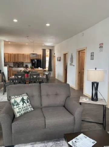 Chewelah’s Sleepy Sasquatch