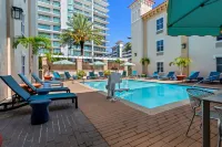Hampton Inn & Suites St. Petersburg/Downtown Các khách sạn ở Saint Petersburg