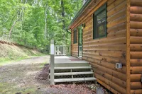 Fire Pit & Forest Views: Secluded Murphy Cabin! - Wifi