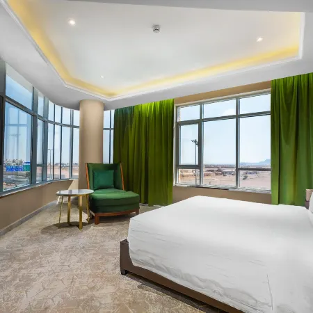 Sukani Royal Hotel, Hail