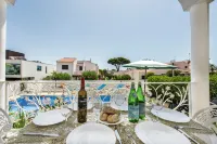 Charming Villa with Private Pool in Vibrant Vilamoura, Free AC and Wifi