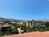 YourHome - la Famiglia Apartment