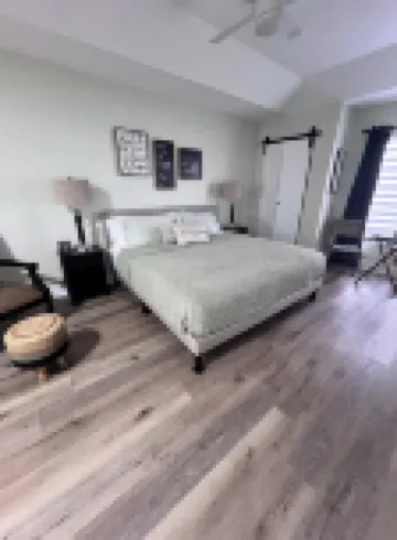 The Perfect Place Now with a King Size Bed