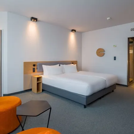 Spark by Hilton Wuppertal City Centre