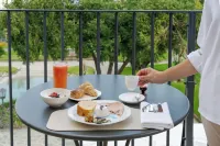 La Tuja Relais du Parc - petit déjeuner
